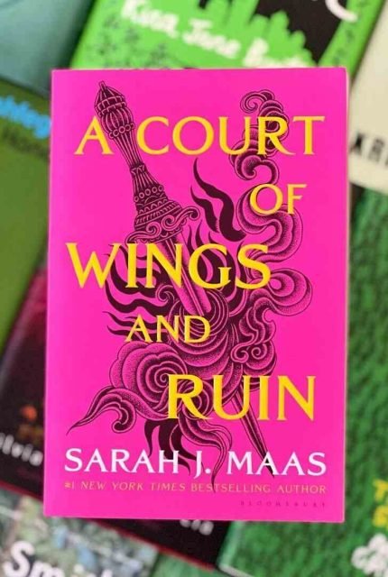 A Court of Wings and Ruin